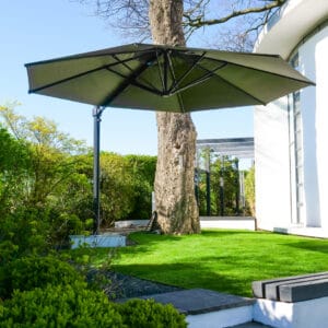 4m Octagonal Cantilever Parasol - Eclipse