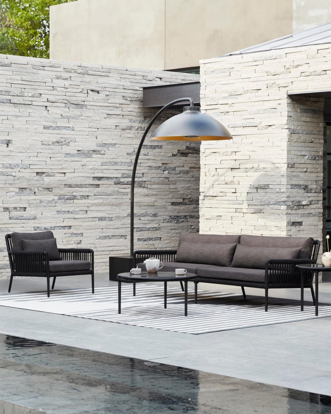 Heat-Dome-Scaled_0008_Generative-Fill Heatdome - Outdoor Patio Heater