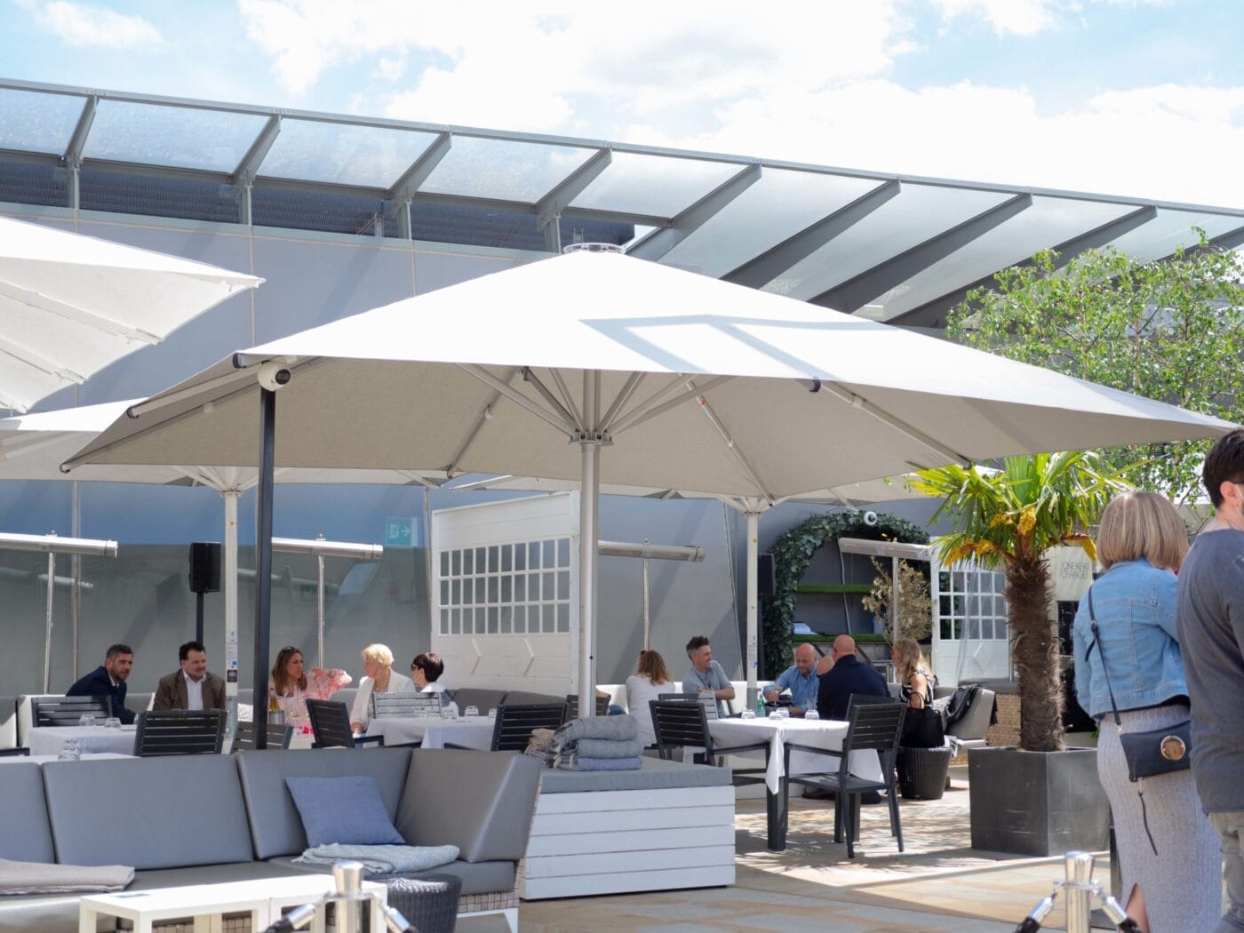 3.5m x 2.3m Rectangular Centre Post Parasol - Nova