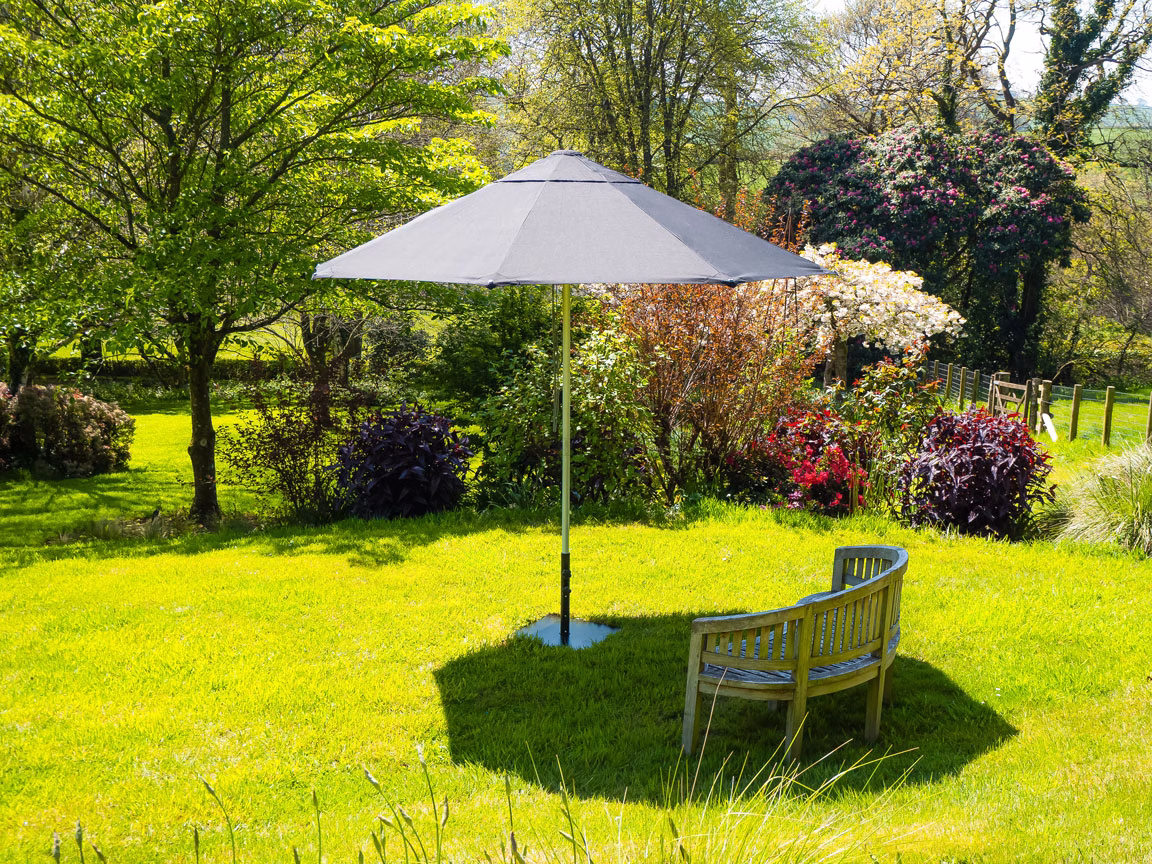 2.8m Octagonal Cafe Series – Aluminium Parasol