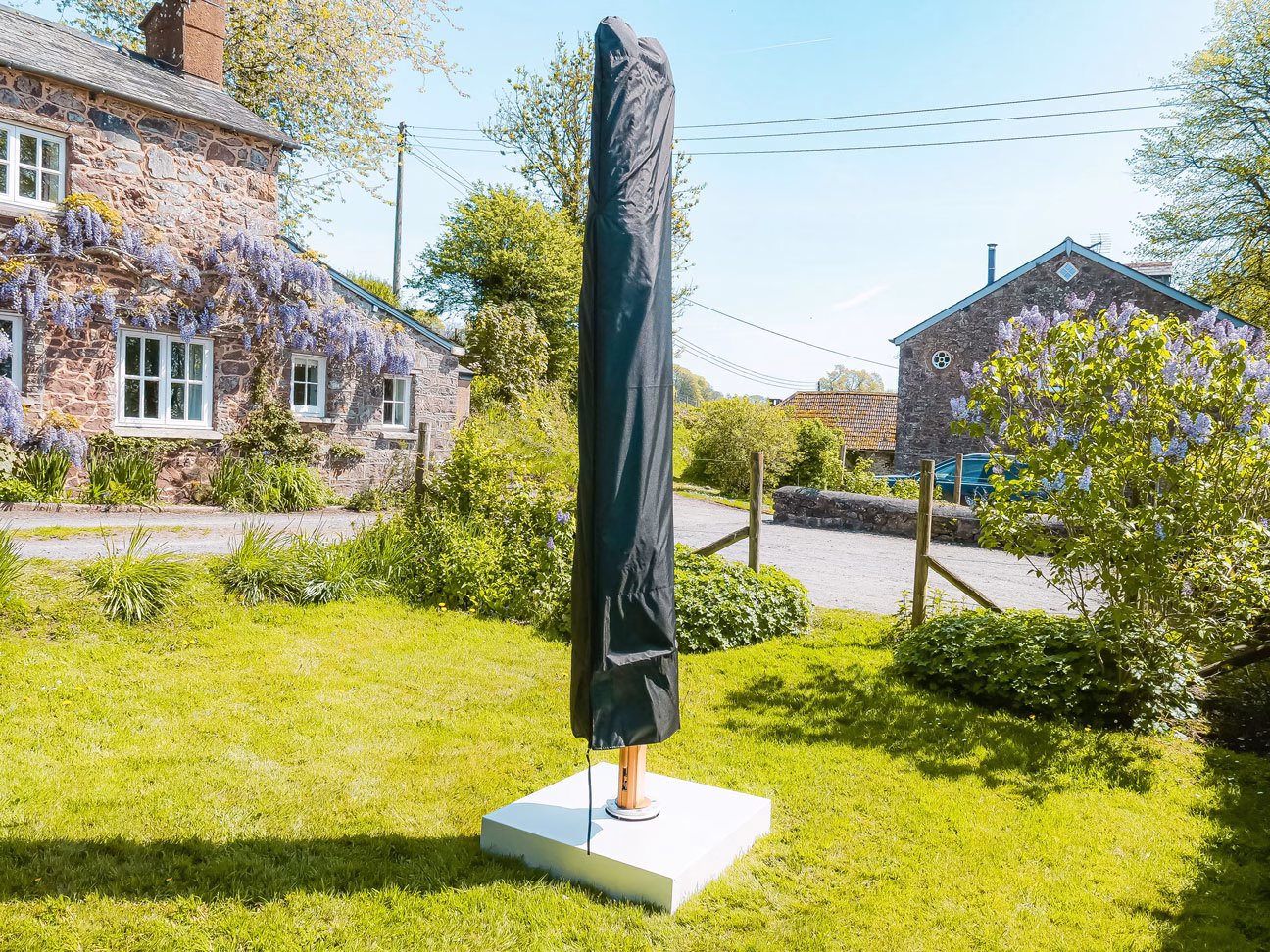 4m x 3m Rectangular Cantilever Parasol - Eclipse